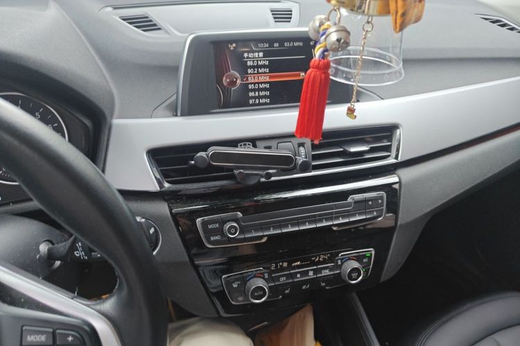 BMW X1 2017 #13 BMW X1 2017 car image #13