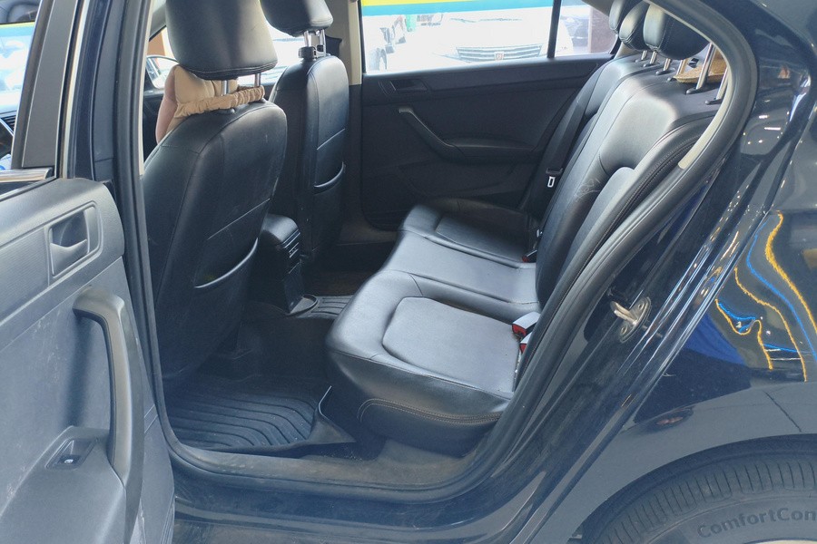 Volkswagen Santana 2019 car image #6