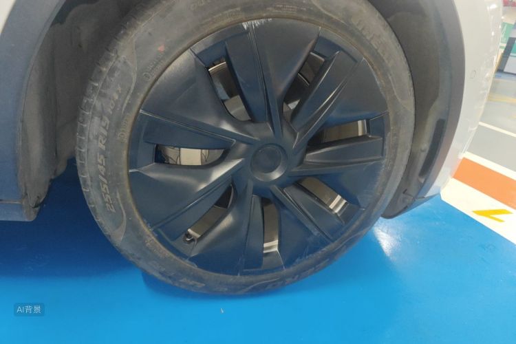Tesla Model Y 2023 car image #9