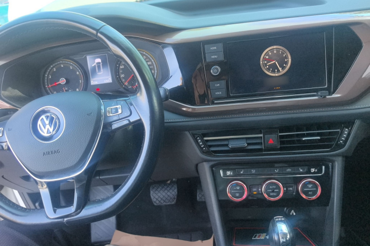 Volkswagen Tharu 2019 imagen de coche #10