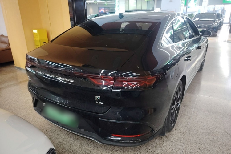 BYD Han 2024 car image #7