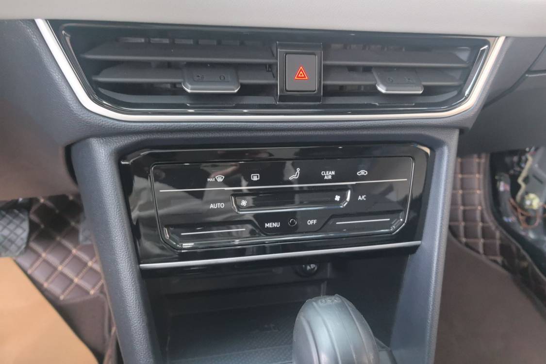 Volkswagen Tharu 2024 imagem de carro #8