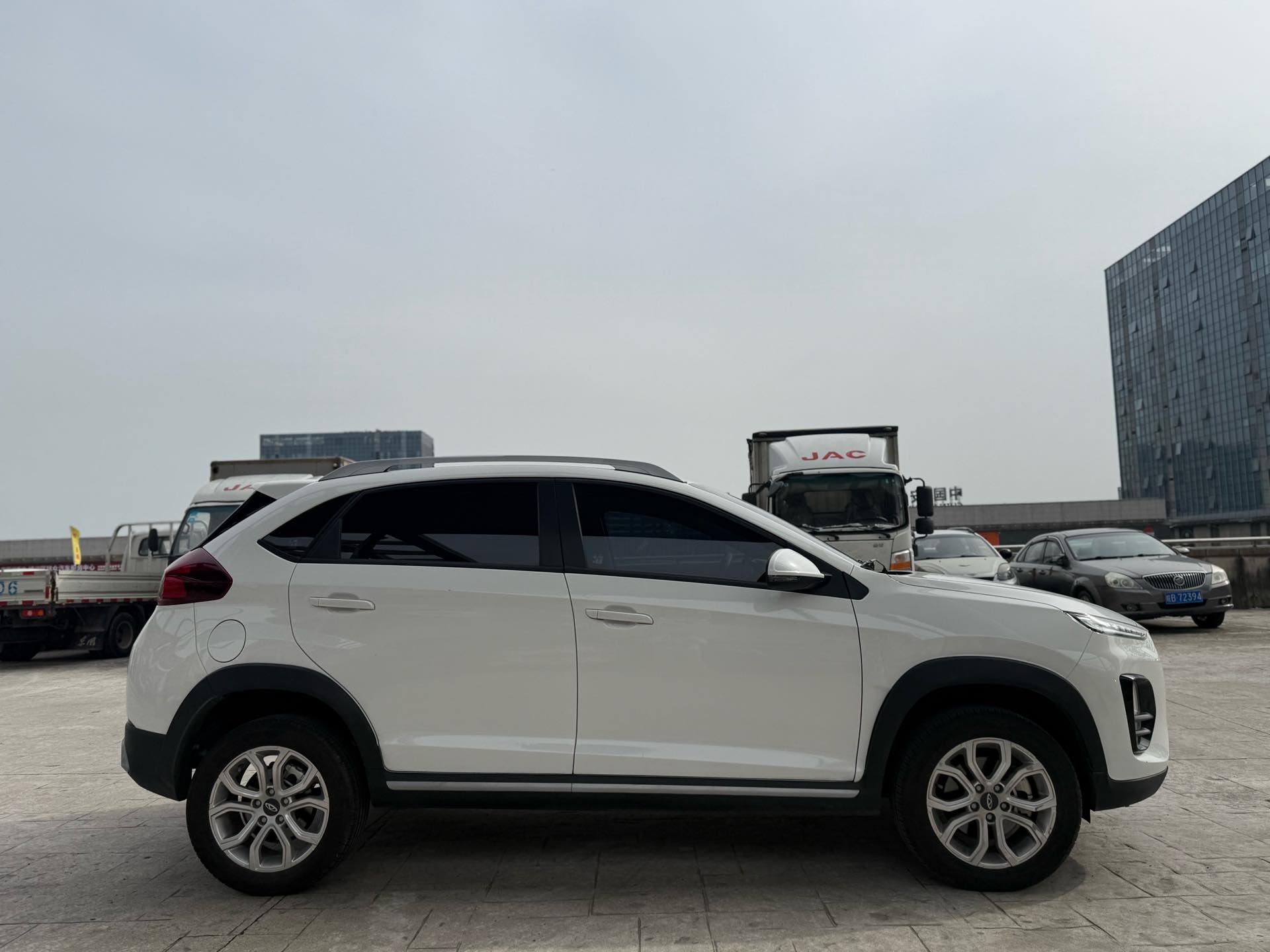 Chery Tiggo 3x 2021 immagine di auto #6