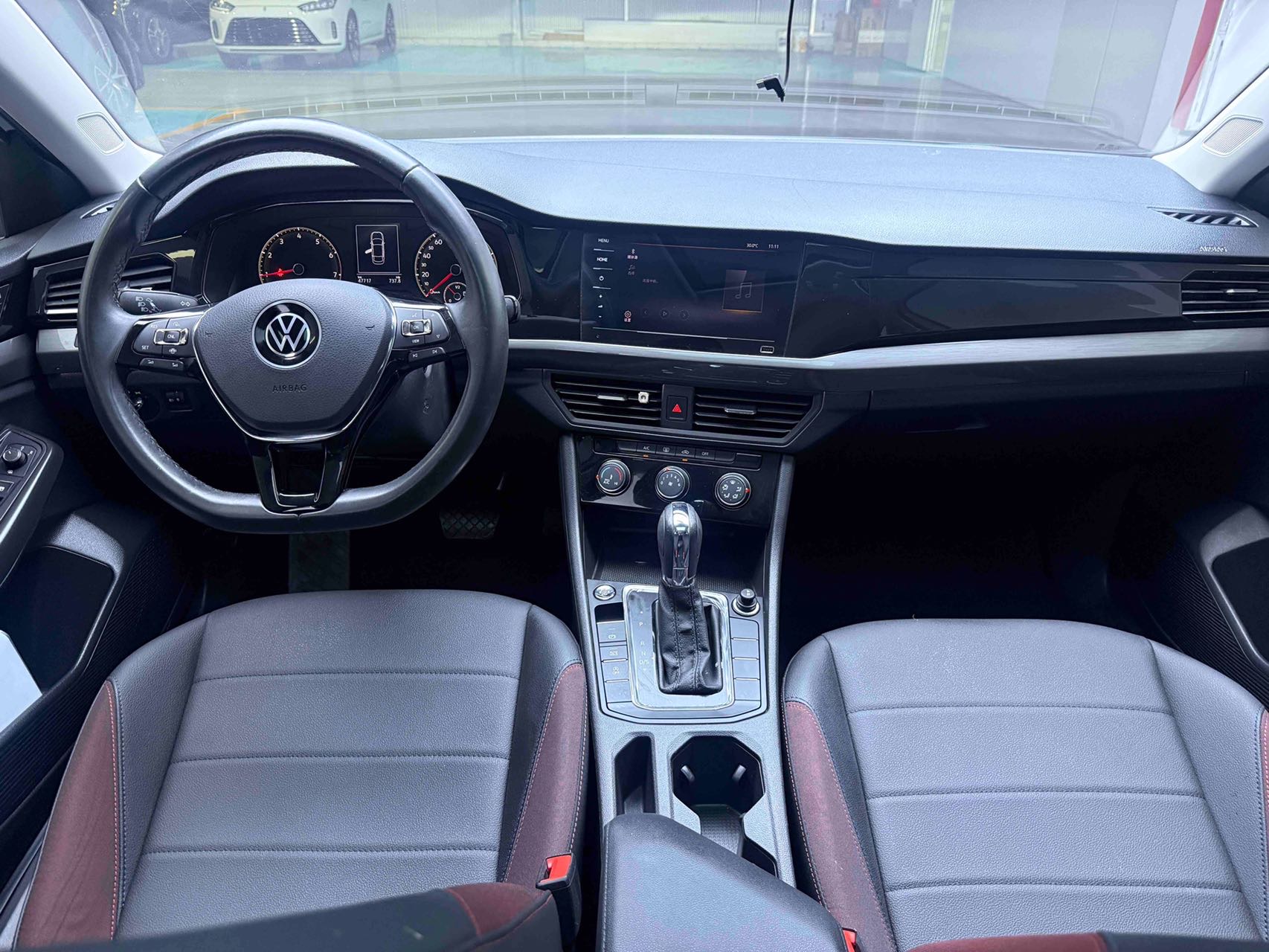 Volkswagen Bora 2022 car image #8