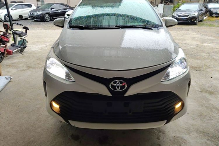 Toyota Vios 2018 immagine di auto #3
