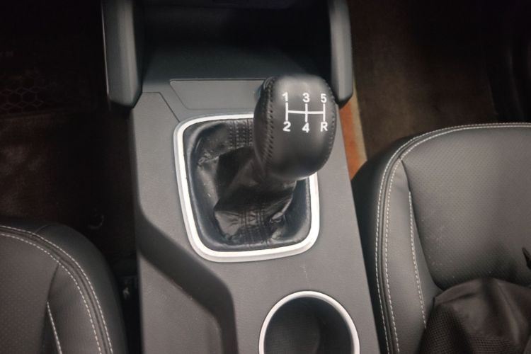 GEELY Vision X6 2017 car image #14
