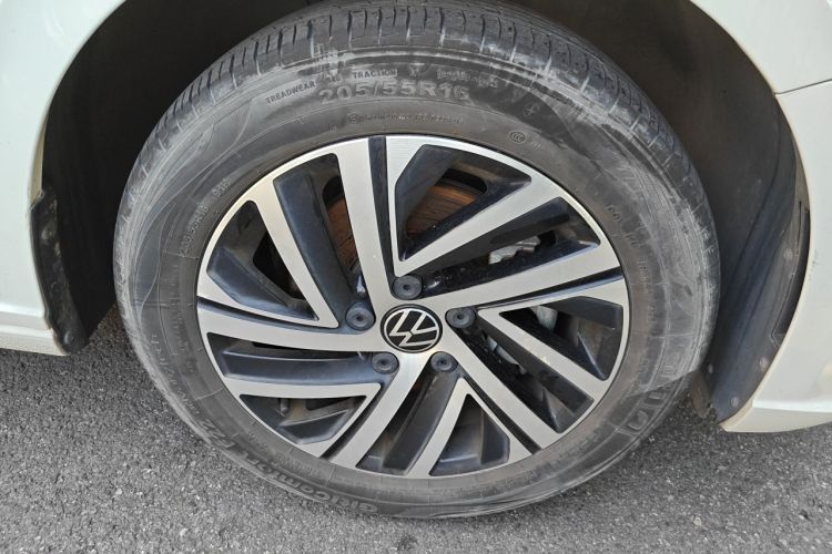 Volkswagen Lavida 2023 car image #6