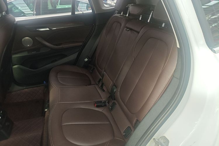 BMW X1 2018 #17 BMW X1 2018 car image #17