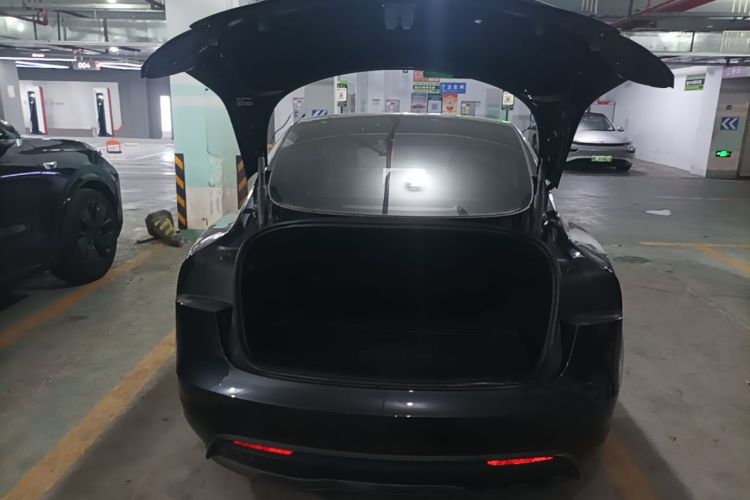 Tesla Model 3 2025 #19 Tesla Model 3 2025 car image #19