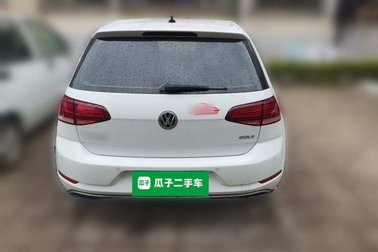 Volkswagen Golf 2019 car image #4