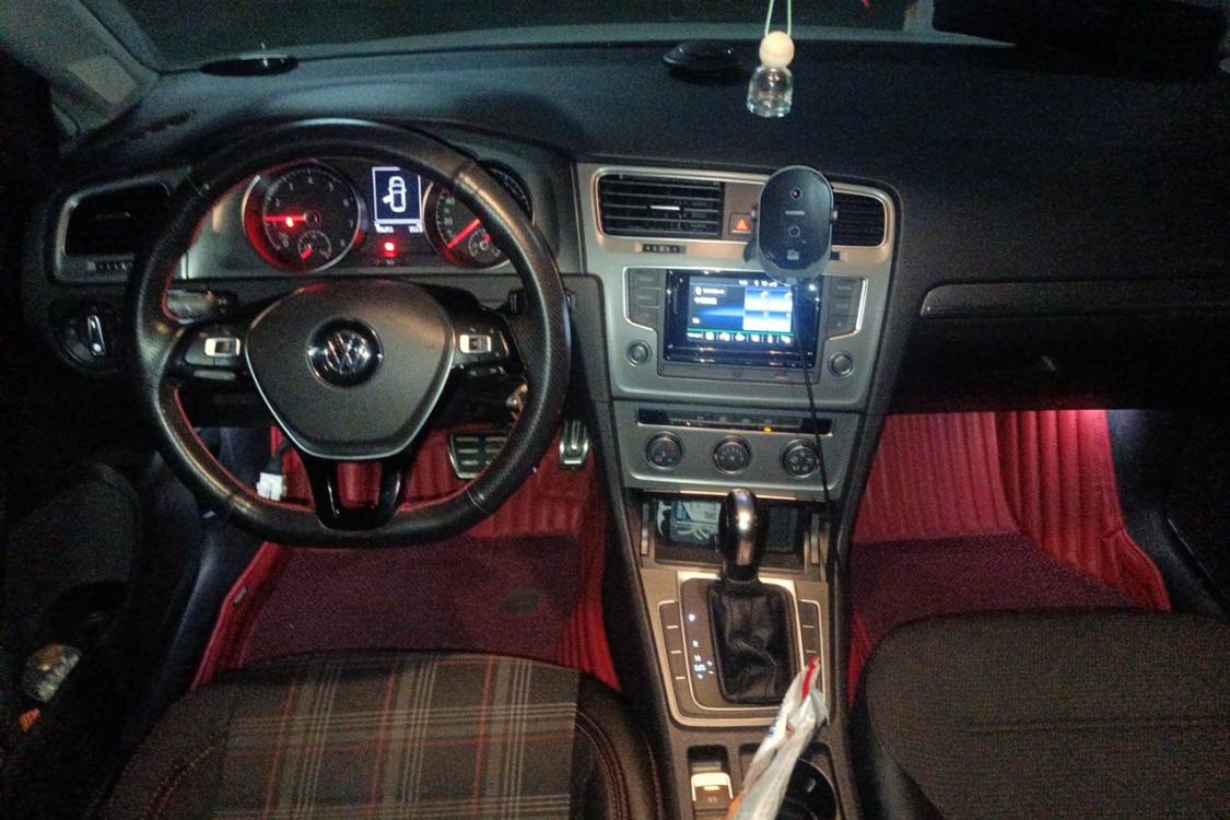 Volkswagen Golf 2016 car image #21