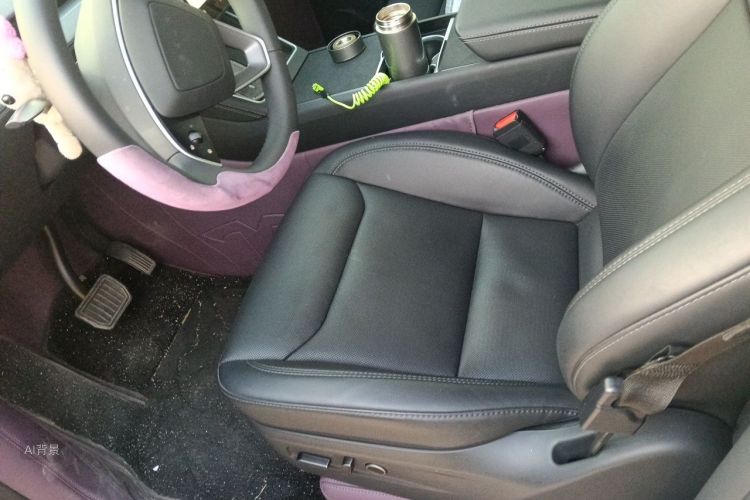 Tesla Model Y 2026 car image #17