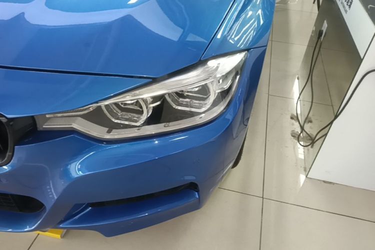 BMW 3 Series 2017 صورة سيارة #23