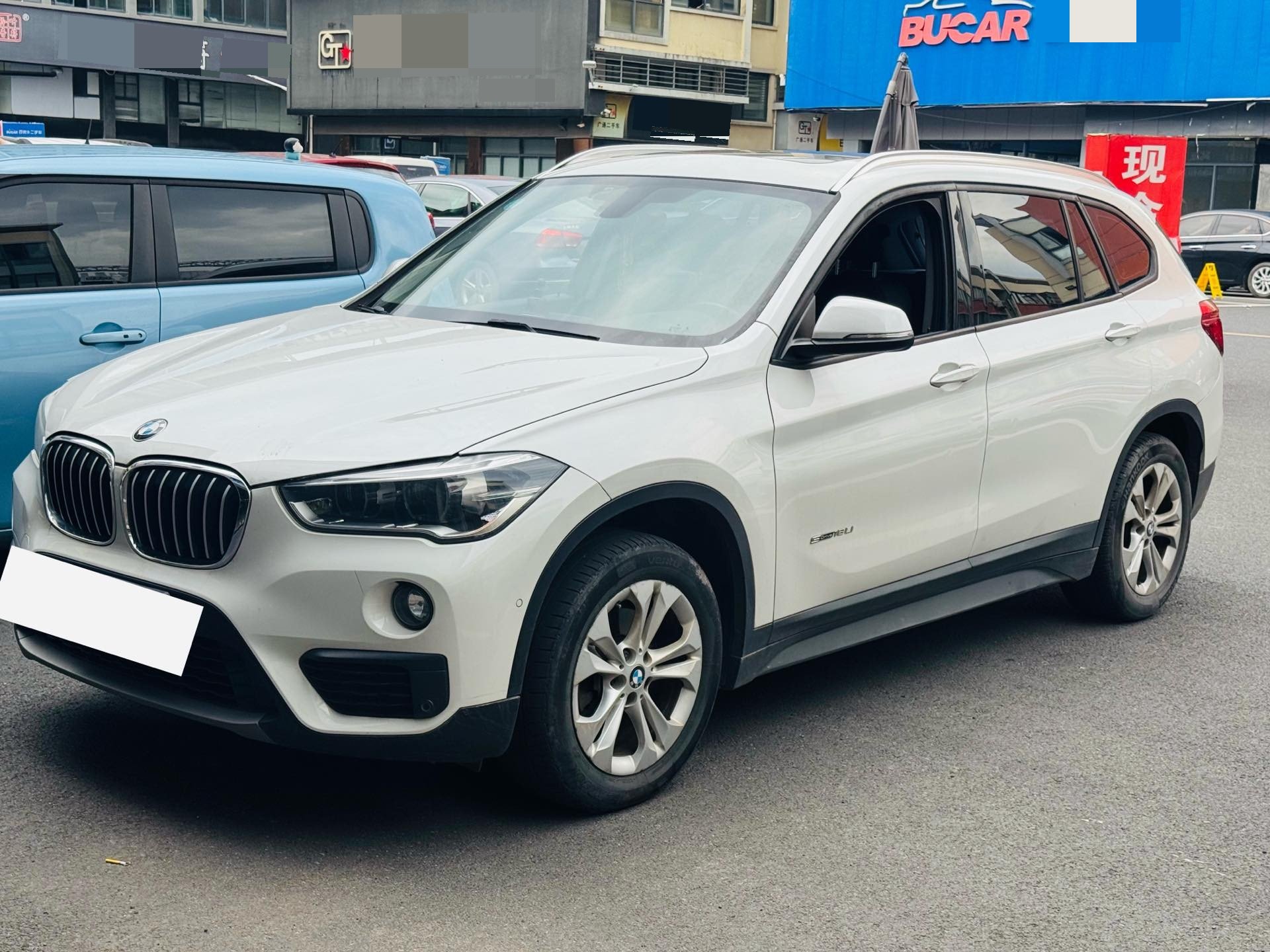 2017 2017 car image