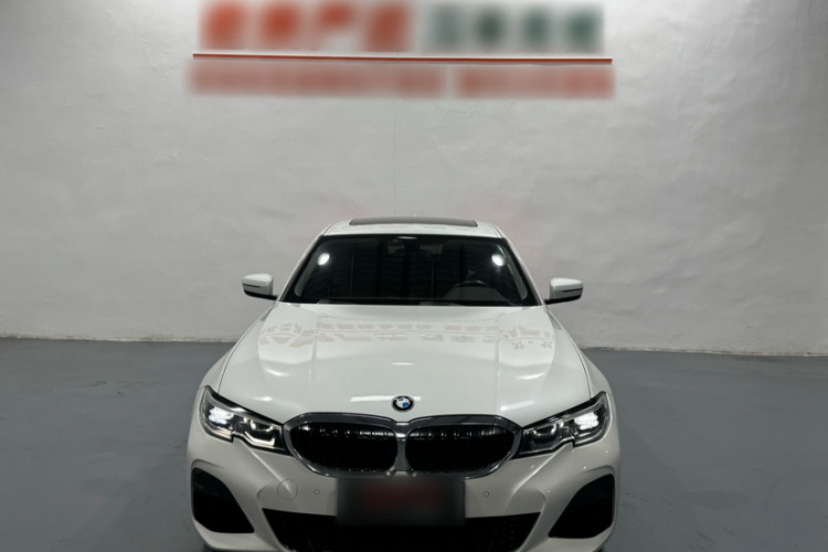 BMW 3 Series 2021 #3 BMW 3 Series 2021 car image #3