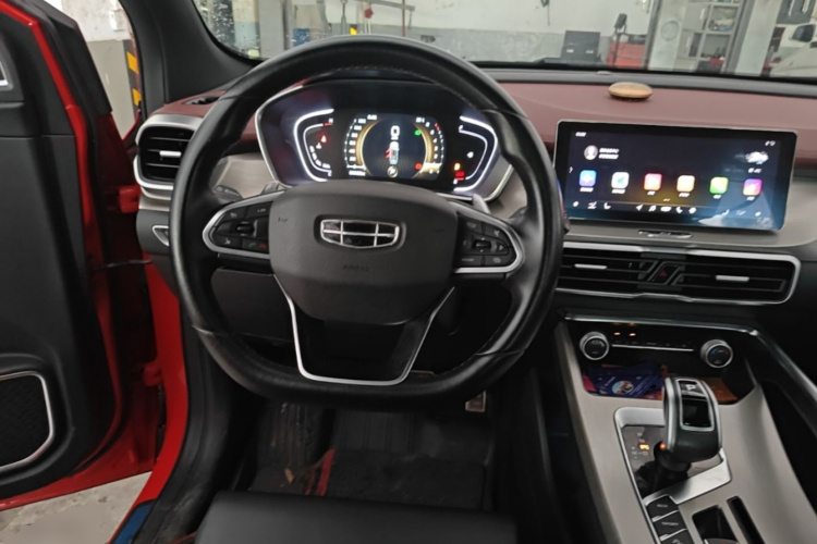 GEELY Coolray 2019 immagine di auto #11