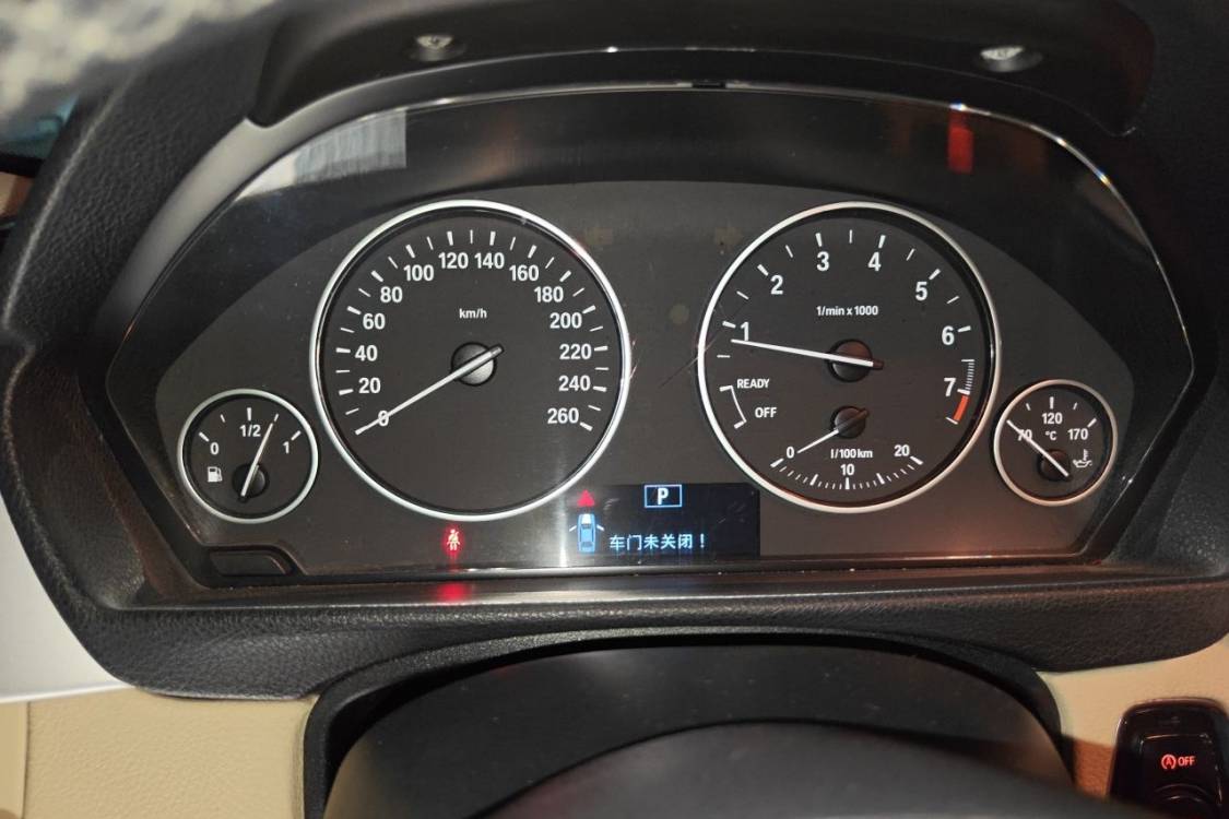 BMW 3 Series 2013 #26 BMW 3 Series 2013 car image #26