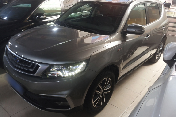 GEELY Vision X6 2019 immagine di auto #2