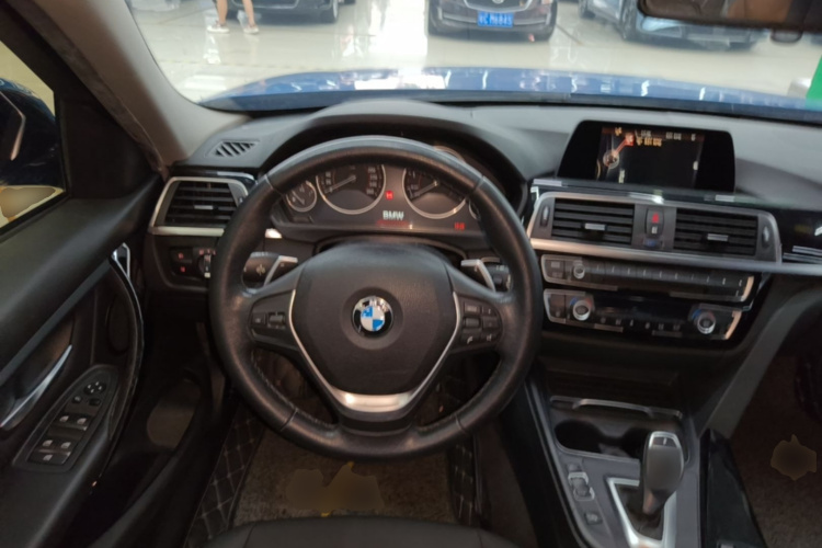 BMW 3 Series 2016 imagen de coche #15