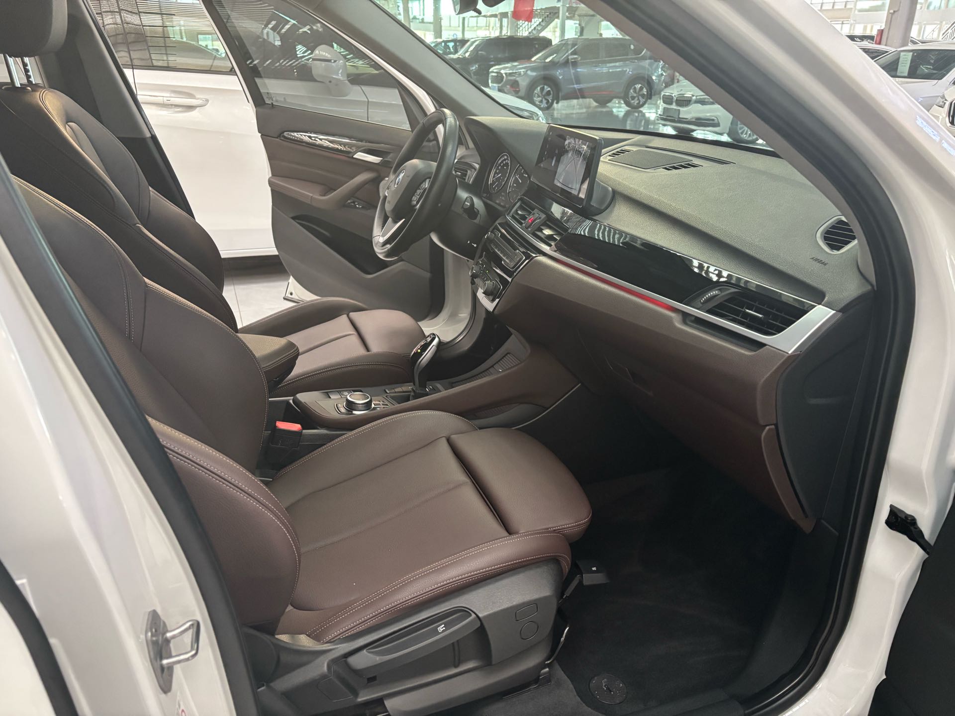 BMW X1 2023 #6 BMW X1 2023 صورة سيارة #6