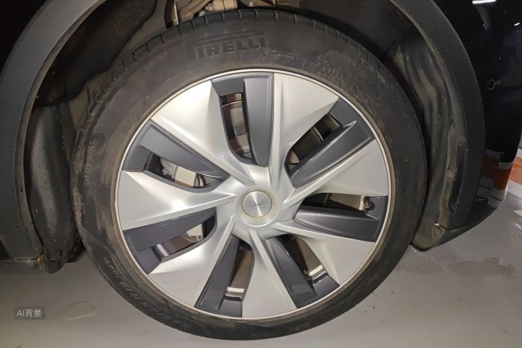 Tesla Model Y 2023 #9 Tesla Model Y 2023 car image #9