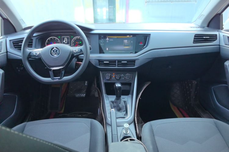 Volkswagen Polo 2021 car image #10