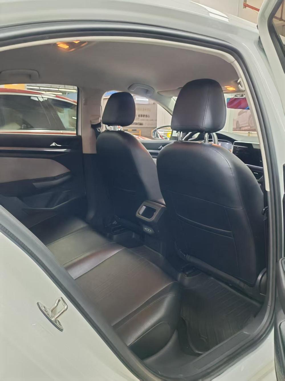 Volkswagen Bora 2024 car image #8