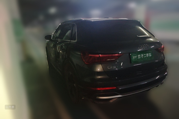 Audi Q3 2023 car image #5