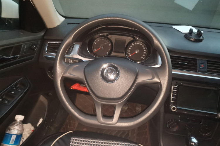 Volkswagen Bora 2016 image de voiture #12