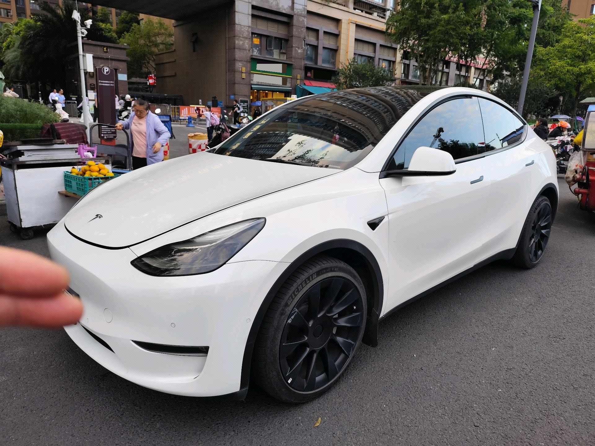 Tesla Model Y 2022 car image 