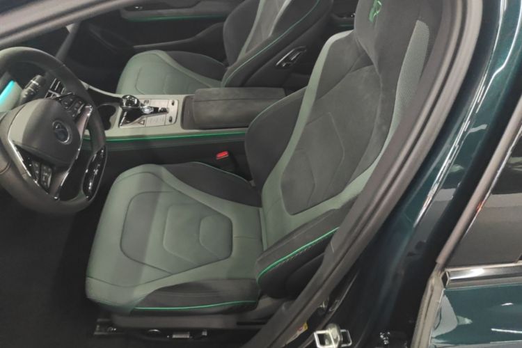 BYD Han 2022 car image #15