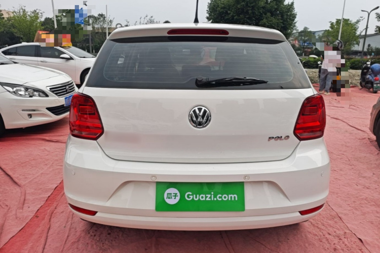 Volkswagen Polo 2016 car image #6