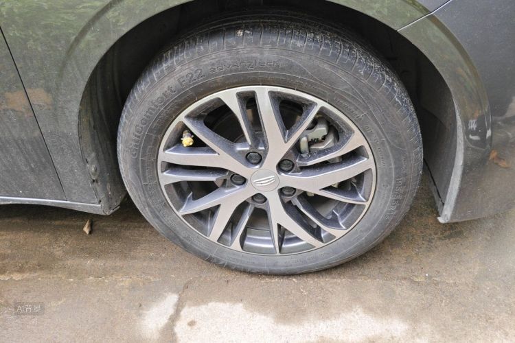 GEELY Emgrand 2025 car image #9