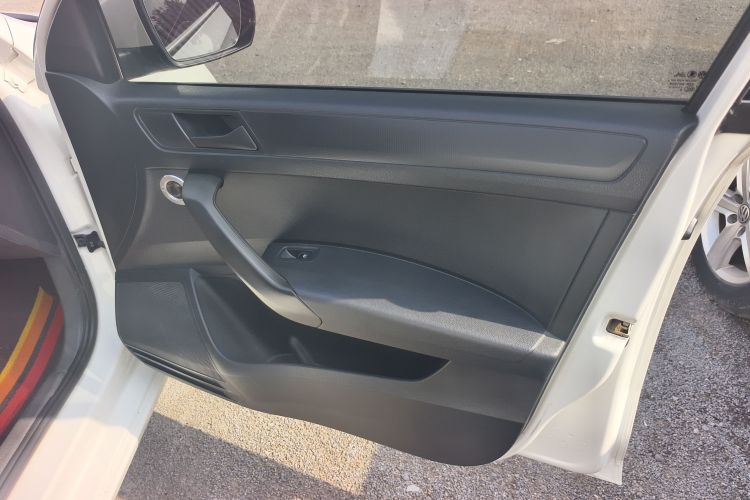 Volkswagen Santana 2019 #12 Volkswagen Santana 2019 car image #12