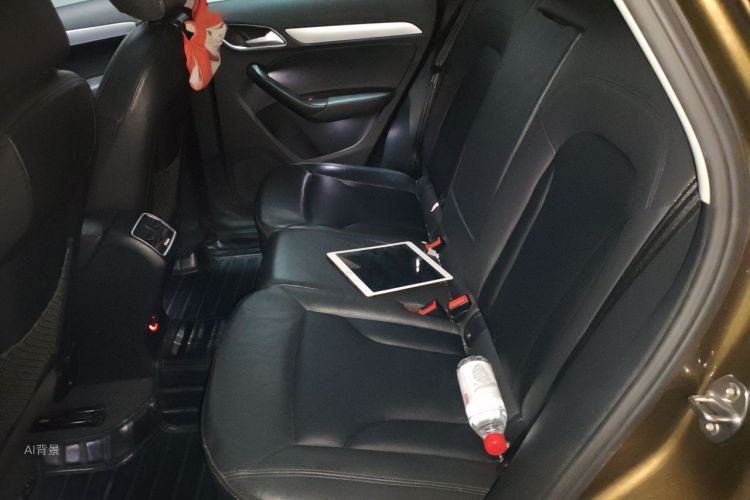 Audi Q3 2018 #19 Audi Q3 2018 car image #19
