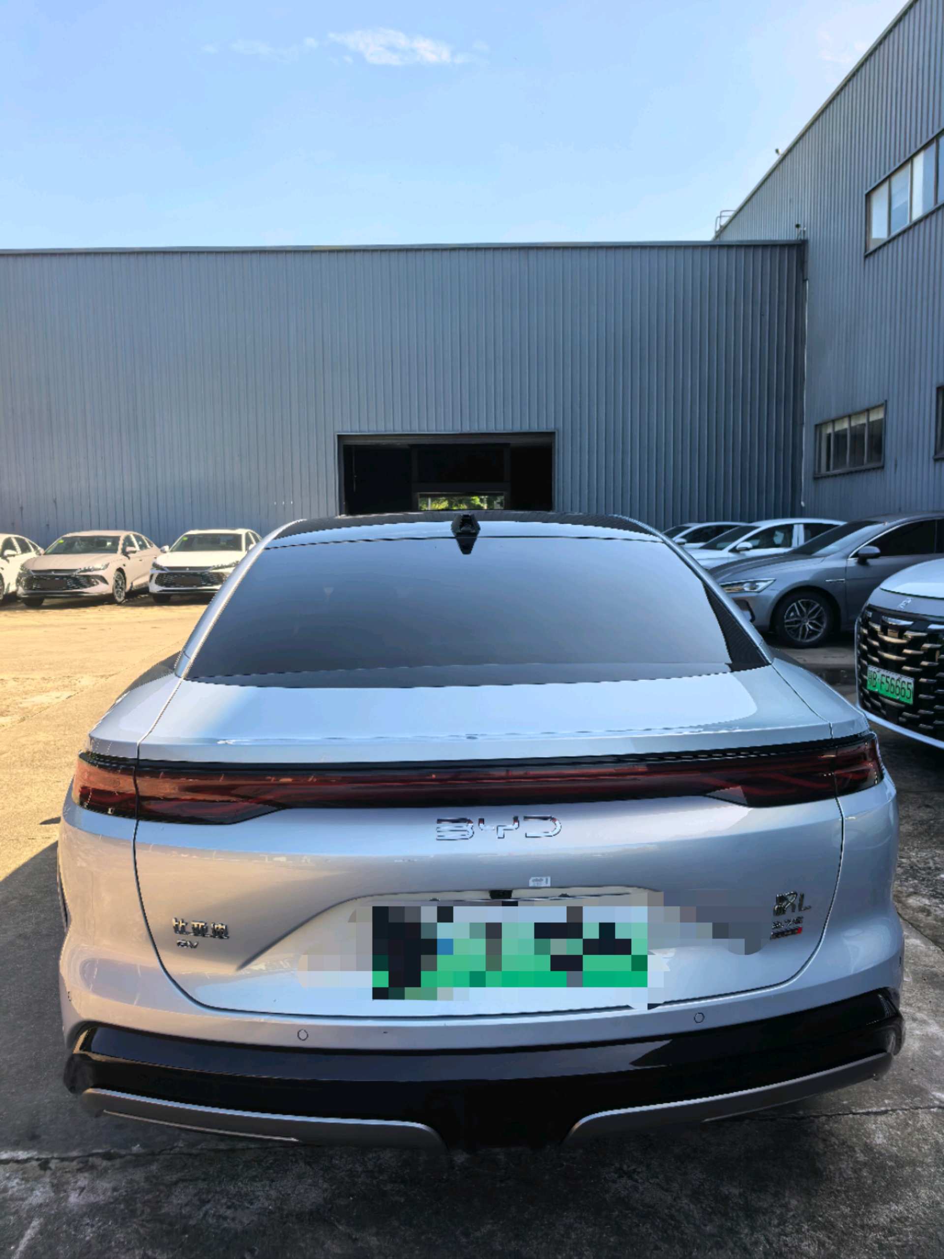 BYD HanL 2025 #5 BYD HanL 2025 immagine di auto #5