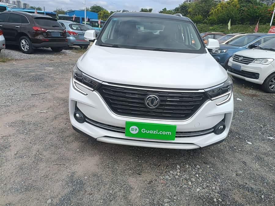 Forthing T5 2019 immagine di auto #25