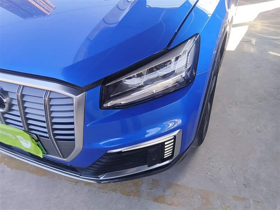 Audi Q2L e-tron 2020 car image #25