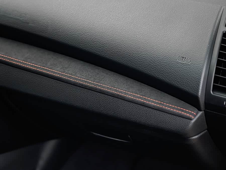 BMW 1 Series M 2012 #25 BMW 1 Series M 2012 car image #25