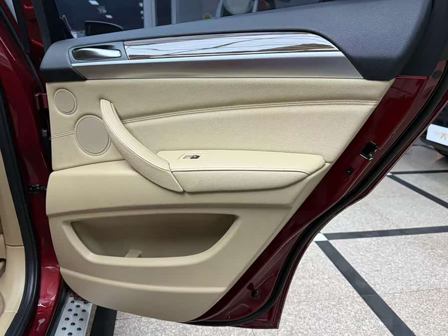 BMW X6 2012 immagine di auto #25