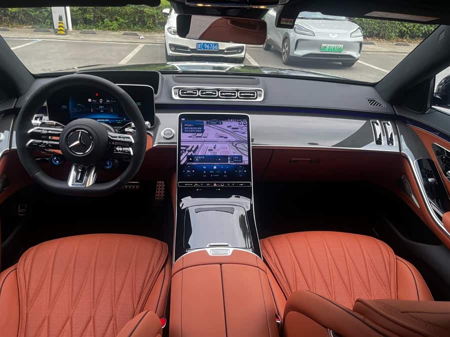 Mercedes-Benz S AMG New Energy 2025 صورة سيارة #25