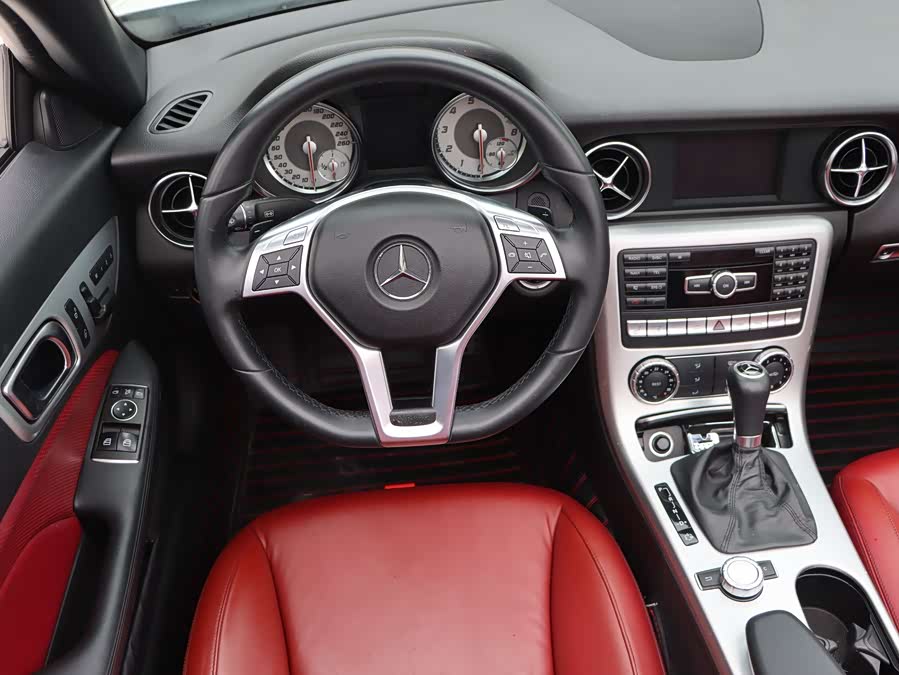Mercedes-Benz SLK Class 2014 immagine di auto #25