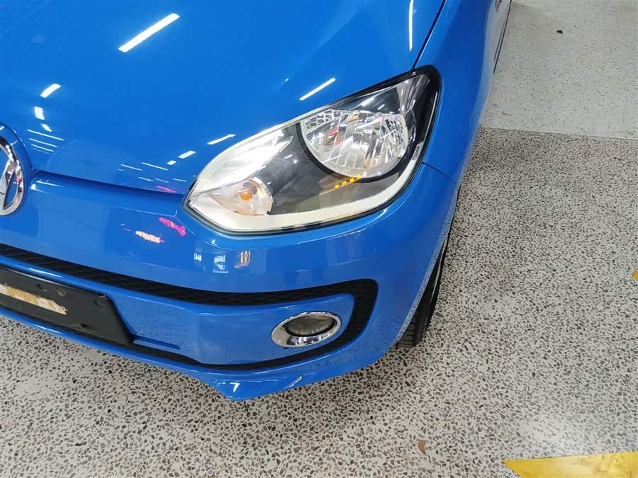 Volkswagen up! 2016 imagem de carro #25