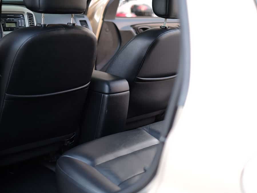 Ford Escape (Imported) 2007 immagine di auto #25