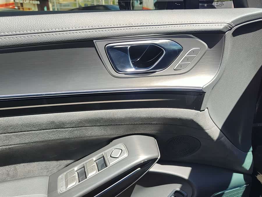 HongQi H9 2024 car image #25