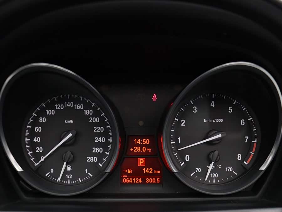 BMW Z4 2010 car image #25