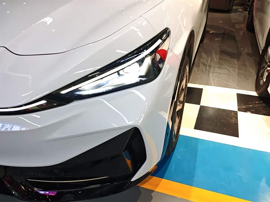 Volkswagen ID.UNYX 06 2025 #25 Volkswagen ID.UNYX 06 2025 imagen de coche #25