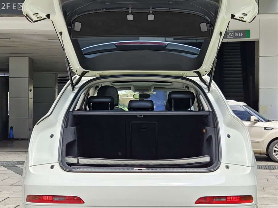 Audi Q3 (Imported) 2013 immagine di auto #25