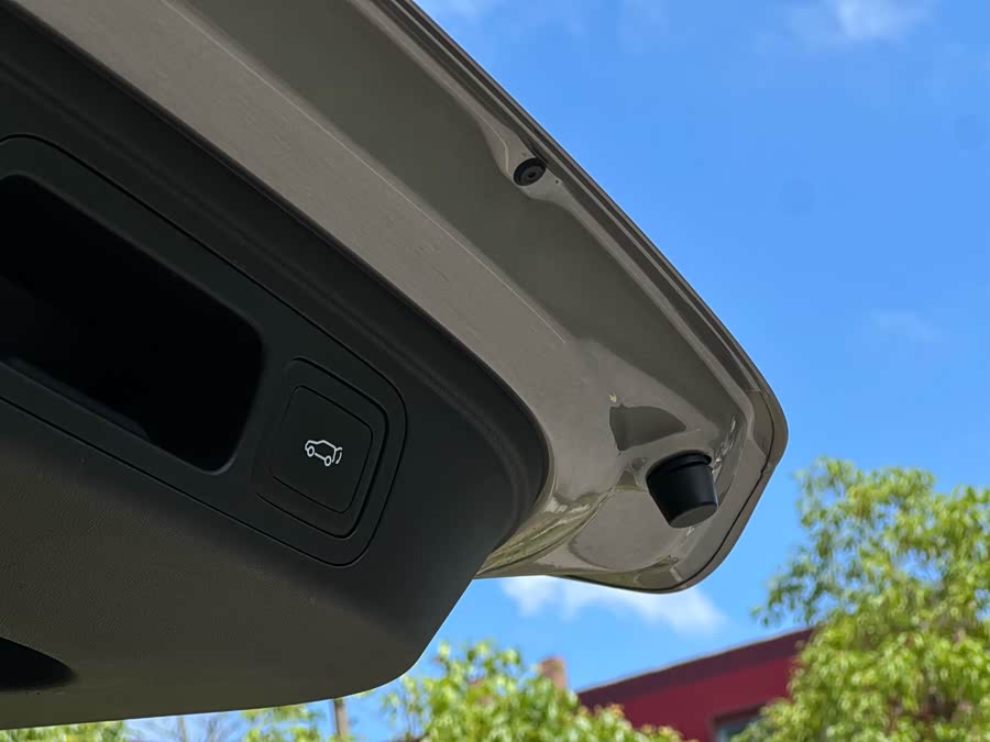 Roewe RX5 New Energy 2022 изображение автомобиля #25