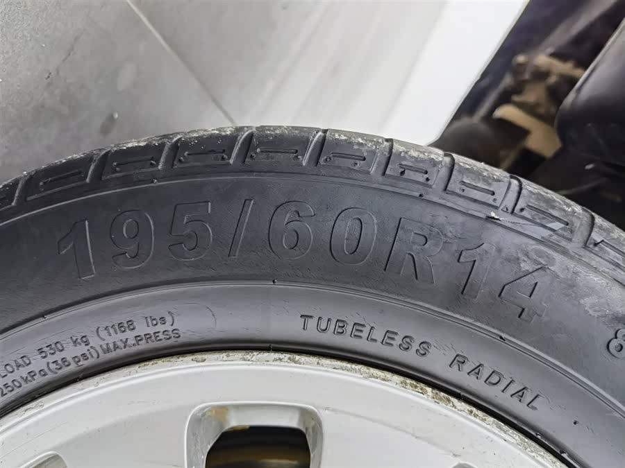 Volkswagen Santana Classic 2010 #25 Volkswagen Santana Classic 2010 صورة سيارة #25